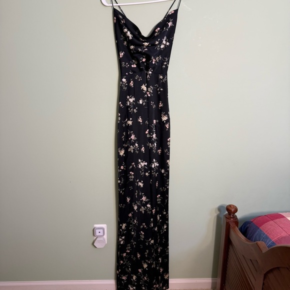 NEW Windsor Elegant Black Floral Maxi Dress size S lined spaghetti strap prom - Picture 2 of 16